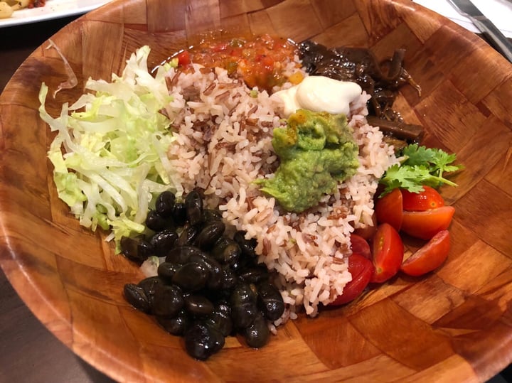 photo of Well Dressed Salad Bar Hangry Jack Burrito Bowl shared by @healthywithakriti on  14 Dec 2019 - review