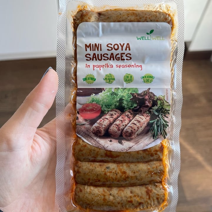 photo of Wellwell Mini soya sausages shared by @robyburba on  14 Apr 2022 - review