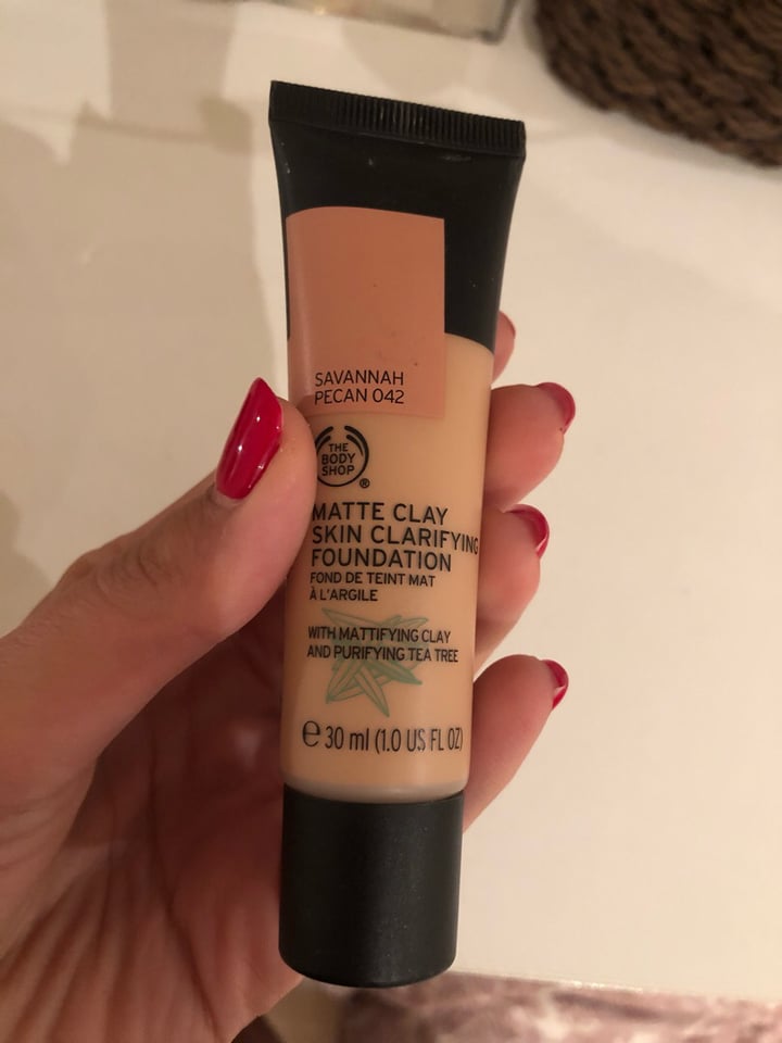 The Body Shop Matte Clay Skin Clarifying Foundation Review | abillion