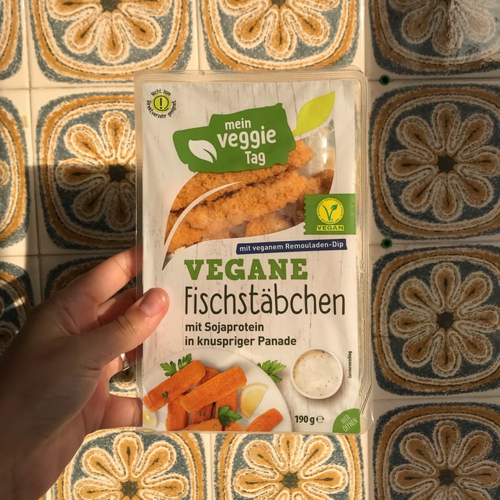 photo of Mein Veggie Tag Vegane Fischstäbchen shared by @giorgiaf on  12 Jan 2022 - review