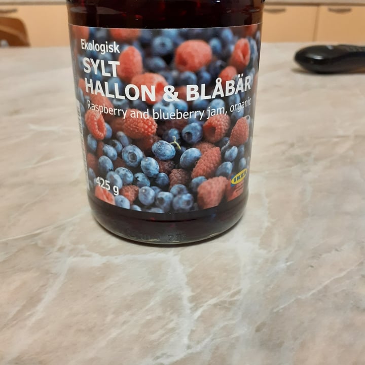 review photo of Ikea Sylt hallon & Blabar Raspberry and Blueberry jam shared by @silviavichi on 29 Mar 2022 - review