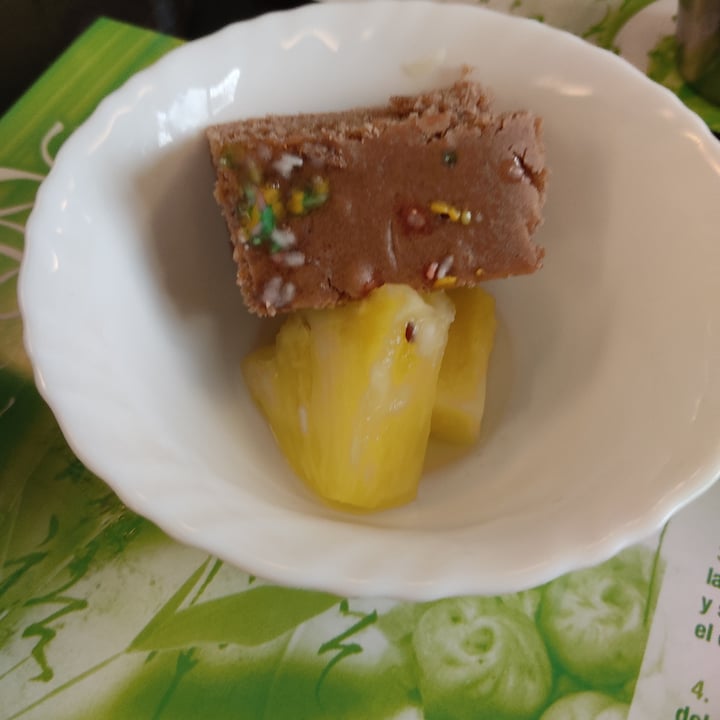 photo of SHI-SHANG Bizcocho chocolate shared by @anniev on  30 May 2021 - review