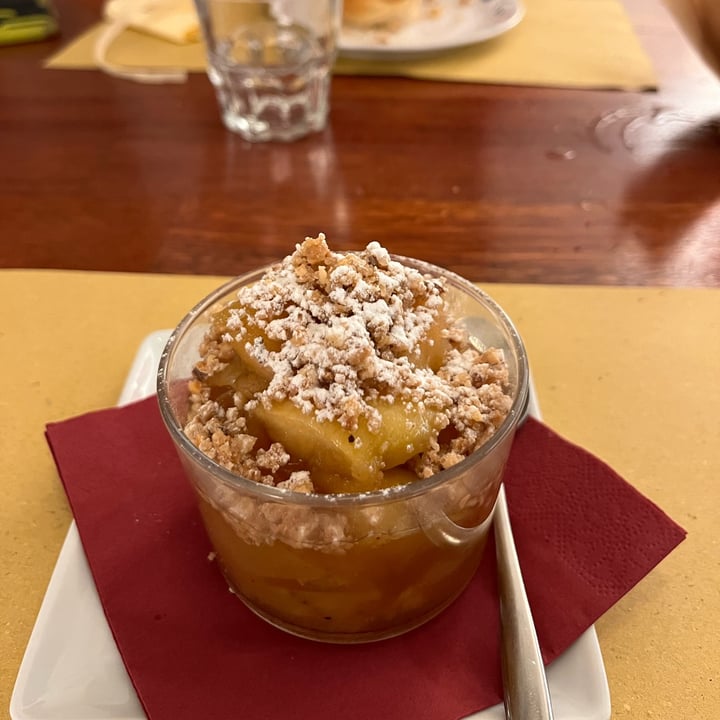 review photo of Fusorari Cibi & Viaggi CRUMBLE DI MELE ALLA CANNELLA shared by @cippi on 08 Apr 2022 - review