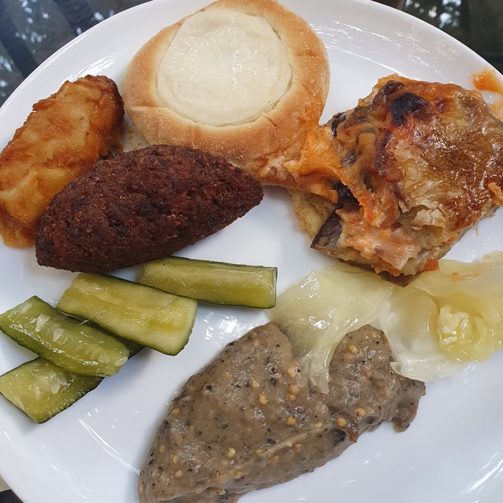 review photo of Vegetalle Almoço por quilo vegano shared by @carlaestrela on 16 Dec 2022 - review