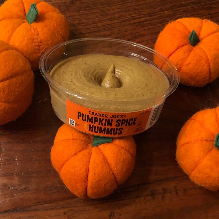 review photo of Trader Joe's Pumpkin spice hummus shared by @garen7 on 20 Sep 2021 - review