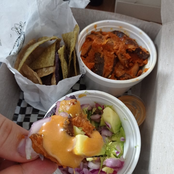 review photo of Nuve nutrición verde Tacos Al Pastor shared by @angrouses on 02 Nov 2021 - review