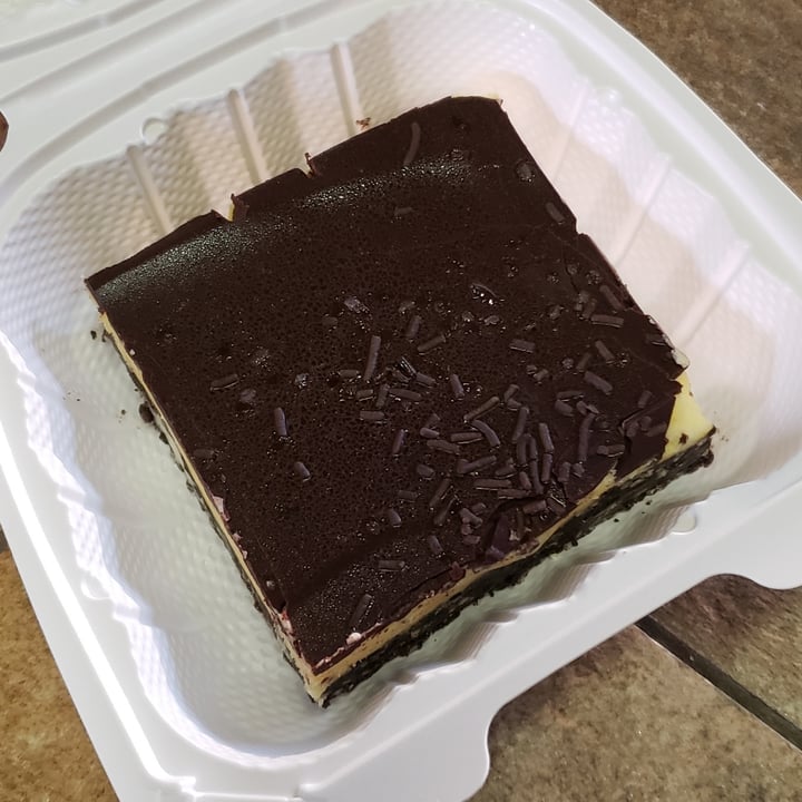 photo of Aunty Ems Deli & Coffee Nanaimo Bar shared by @metalmel666 on  04 Nov 2022 - review