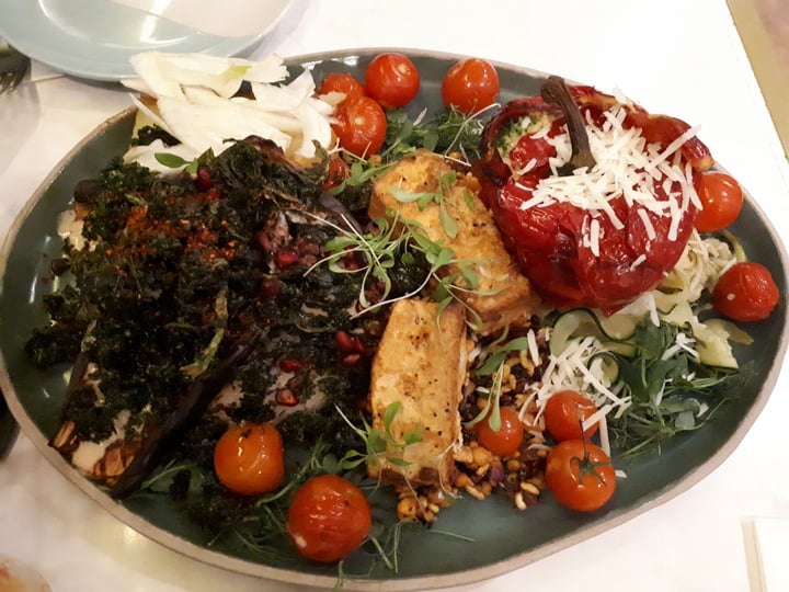 photo of Darcie & May Green Bondi Vegan Sharer shared by @crabapple on  13 Mar 2020 - review