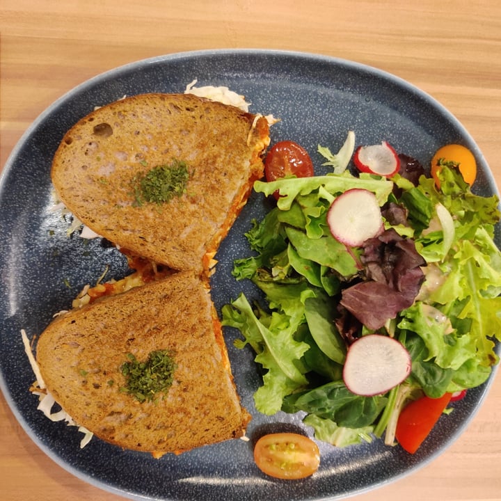 review photo of Am I Addicted - Pottery Studio & V Cafe Grilled Cheese Kimchi Sandwich shared by @lifeofkyt on 01 Jun 2022 - review