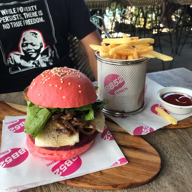 Photo of the dish “The Mushie Burger”