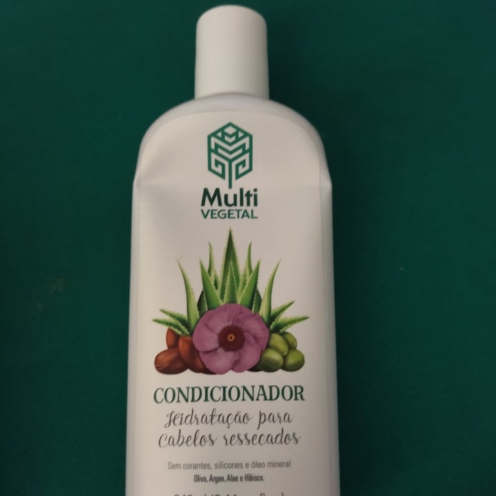 photo of Multi vegetal Shampoo Óleo De Argan, Oliva E Hibisco shared by @vitoria57 on  22 Apr 2022 - review
