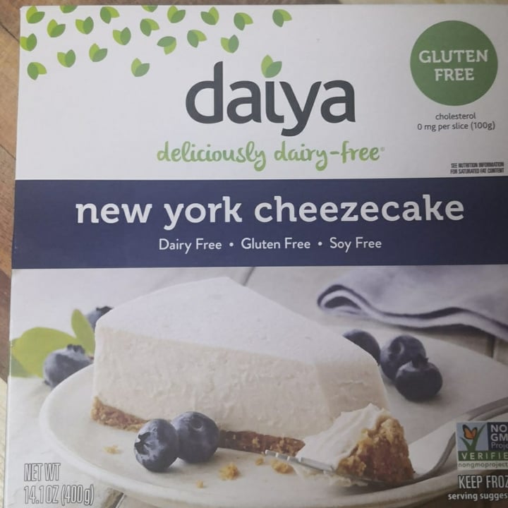 photo of Daiya New York Cheezecake shared by @mariadesalomon on  31 Aug 2020 - review