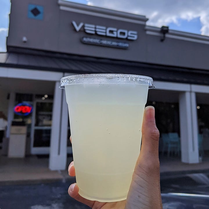 photo of Veegos Agua Fresca - Lemonade 🍋 shared by @veggieassassin on  05 Jul 2022 - review