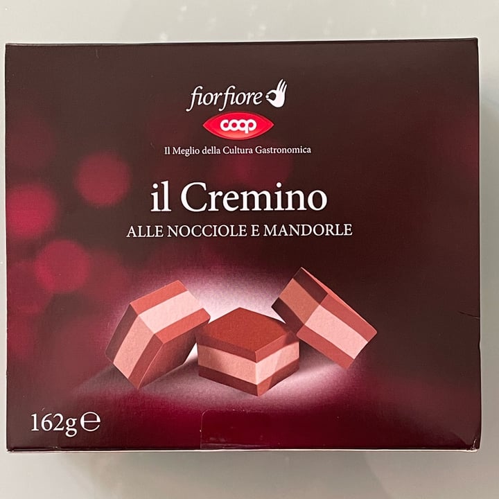 photo of Coop Cremino Nocciole E Mandorle shared by @saraveggy on  27 Apr 2022 - review