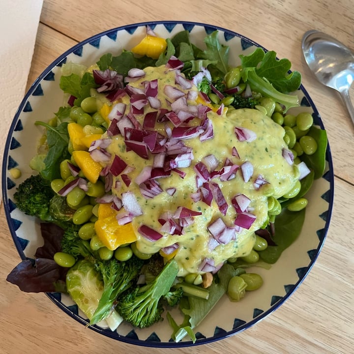 review photo shared by @emilylovesmangos on 29 Apr 2022 - post