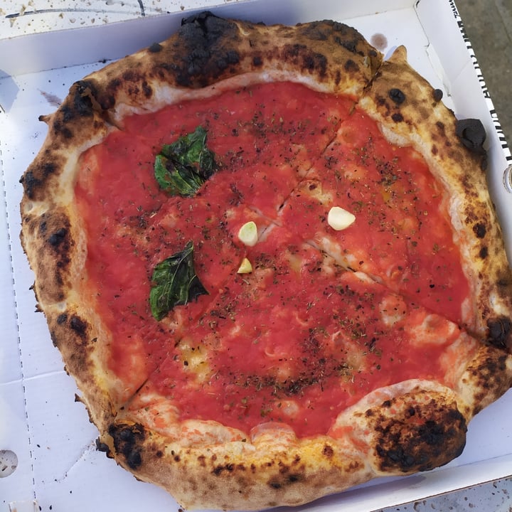 photo of La Collina Express Pizza Marinara shared by @federicajackdanieles on  13 Jul 2022 - review