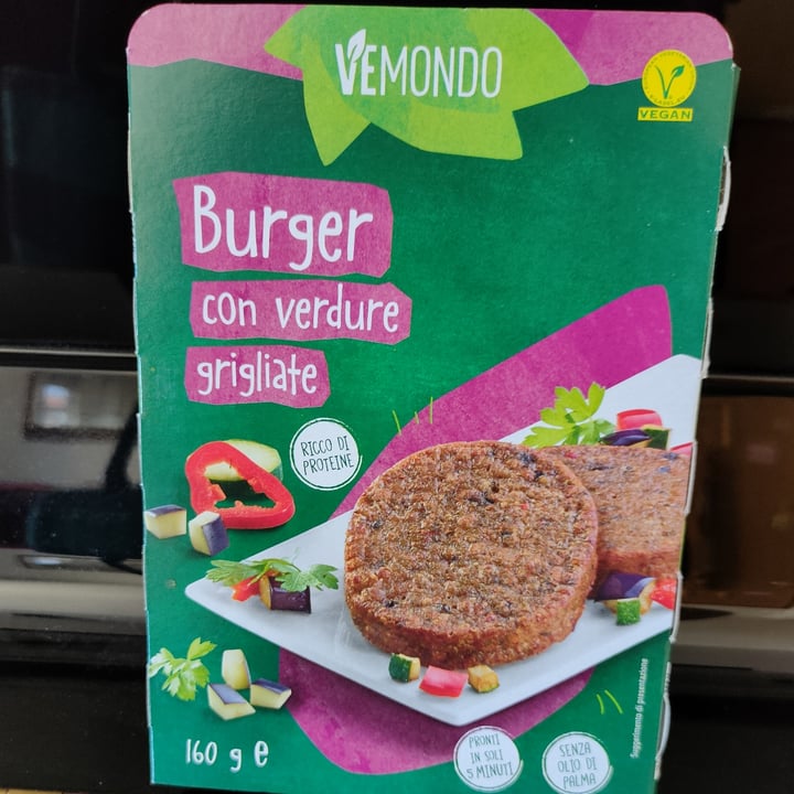 photo of Vemondo Burger con Verdure Grigliate shared by @aleliber on  18 Jun 2022 - review