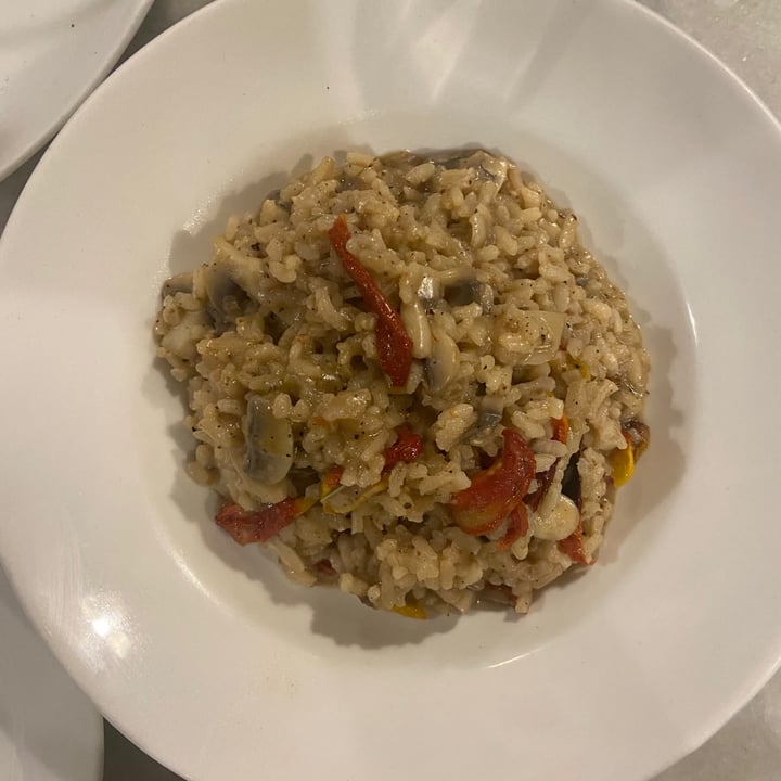 review photo of Rose Cafe Mushroom Risotto shared by @adinteee on 19 Mar 2021 - review
