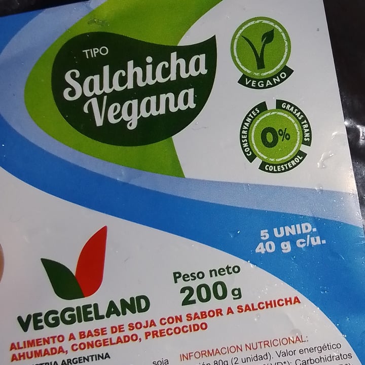 photo of Veggieland Salchichas Veganas shared by @tamosveganos on  02 Aug 2021 - review