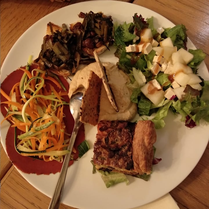 review photo of Samsara e Volta Rossa Antipasti shared by @alotlikejess on 28 Nov 2021 - review