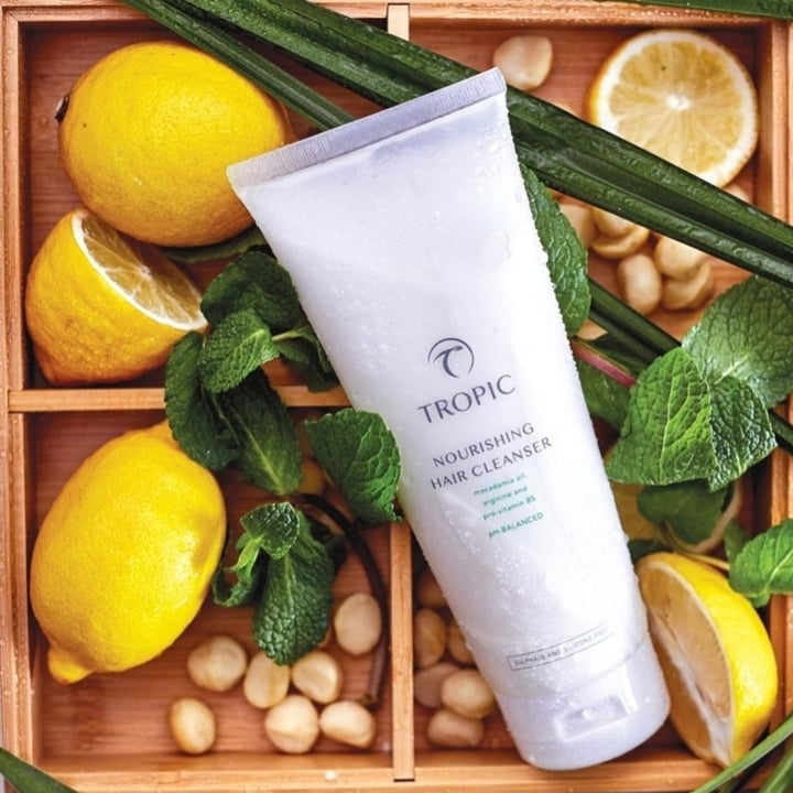 photo of Tropic Skincare Hair Care Collection shared by @ameliebenjelloun on  27 Oct 2022 - review