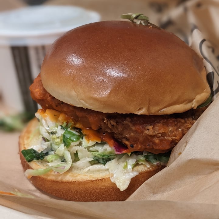 photo of The Howe Daily Kitchen & Bar Vegan Chicken Sandwich shared by @iszy on  29 Aug 2022 - review