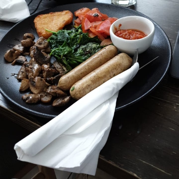 photo of Mugg & Bean Vegan Fry Up shared by @rushisushi7 on  27 Dec 2021 - review