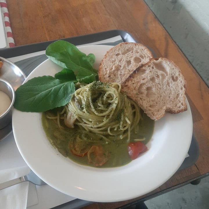 photo of 브레게티 이태원점 Breaghetti Itaewon Pasta Pesto shared by @maiaceto on  21 Nov 2022 - review