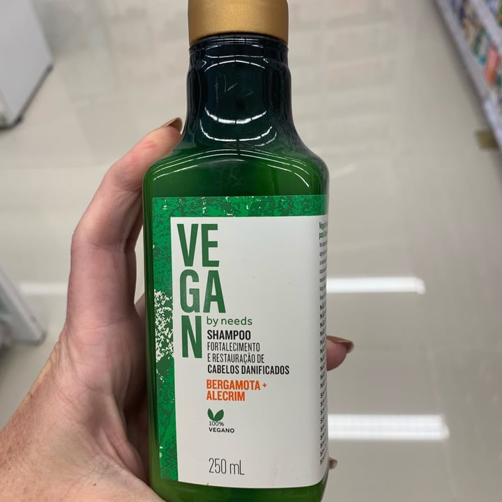 review photo of Needs Shampoo Vegan by Needs shared by @renatadoria on 12 May 2022 - review