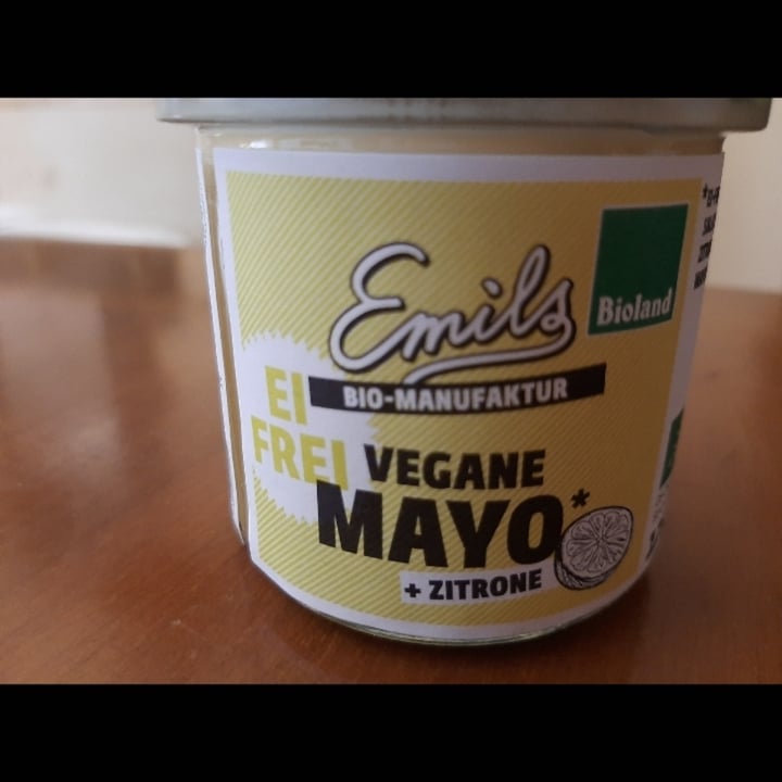 photo of Emils Vegane Mayo + Zitrone shared by @isa96 on  28 Oct 2021 - review