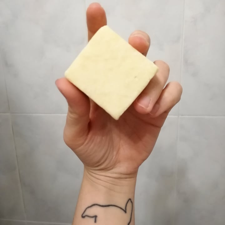 review photo of Inuit Soap Champú Sólido Reparador Nº5 shared by @paufonse on 14 Nov 2020 - review