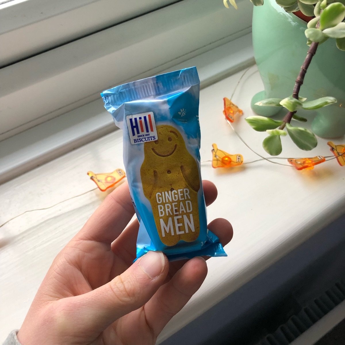 Hill Biscuits Gingerbread men Reviews abillion