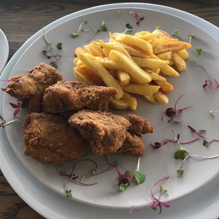 photo of The Vegan Chef, Craighall Southern fried chicken shared by @theleafeaters on  11 May 2020 - review