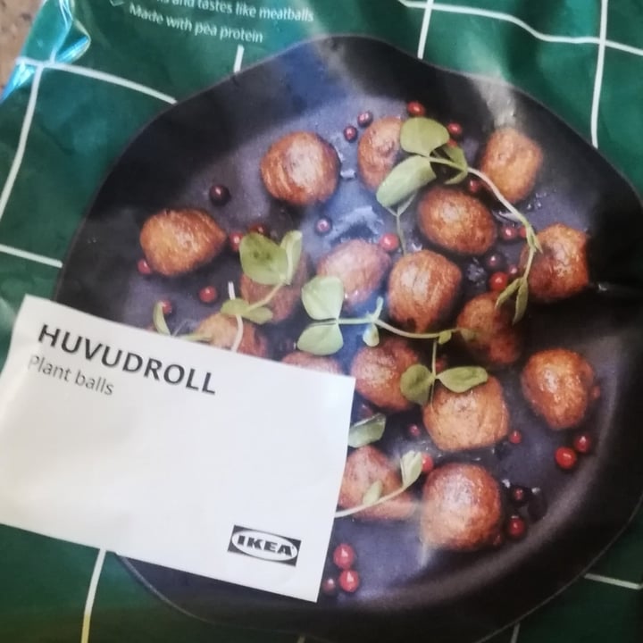 photo of Ikea Huvudroll Plant Balls shared by @martabassignani on  07 Oct 2020 - review
