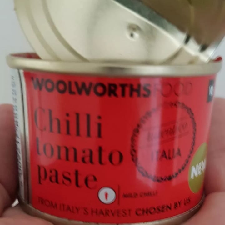 photo of Woolworths Food Chilli tomato paste shared by @jtbosman10 on  24 Apr 2022 - review