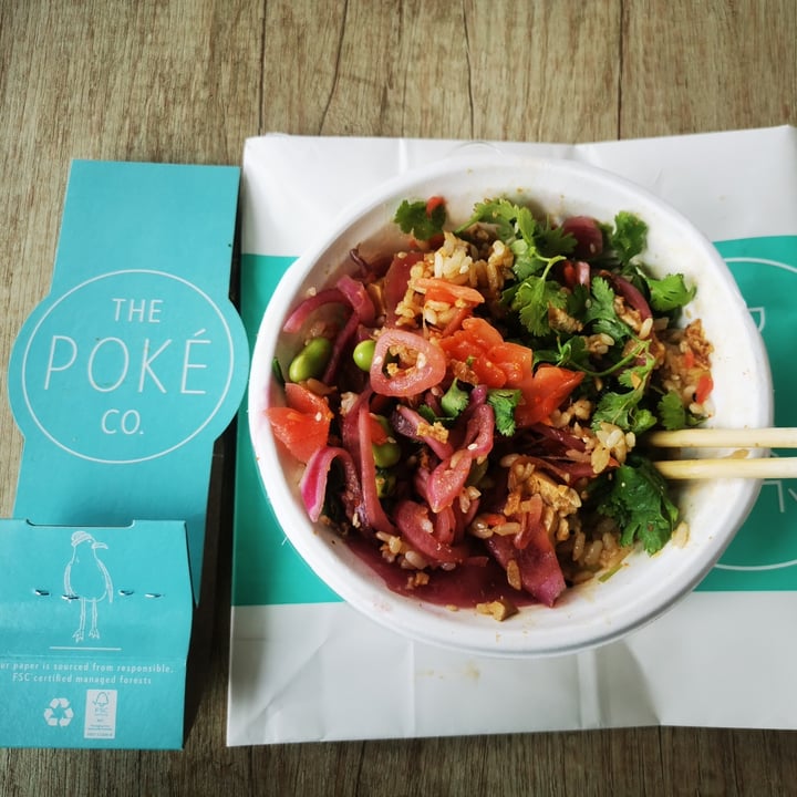 photo of The Poké Co. - (Kloof Street) Make-your-own Poke Bowl shared by @canziscity on  30 Sep 2022 - review
