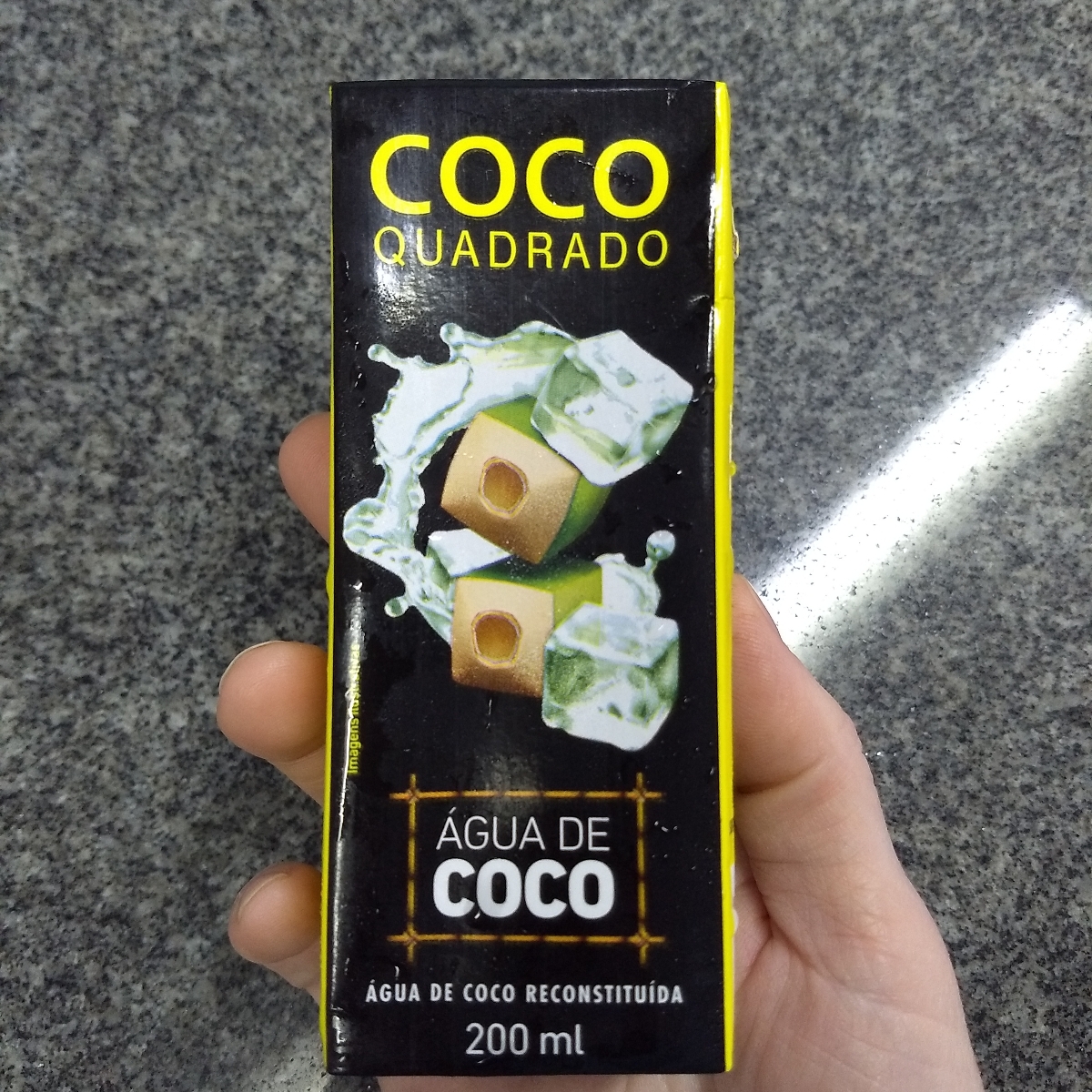 Água de côco reconstituída from Coco Quadrado - Vegan Product Reviews ...