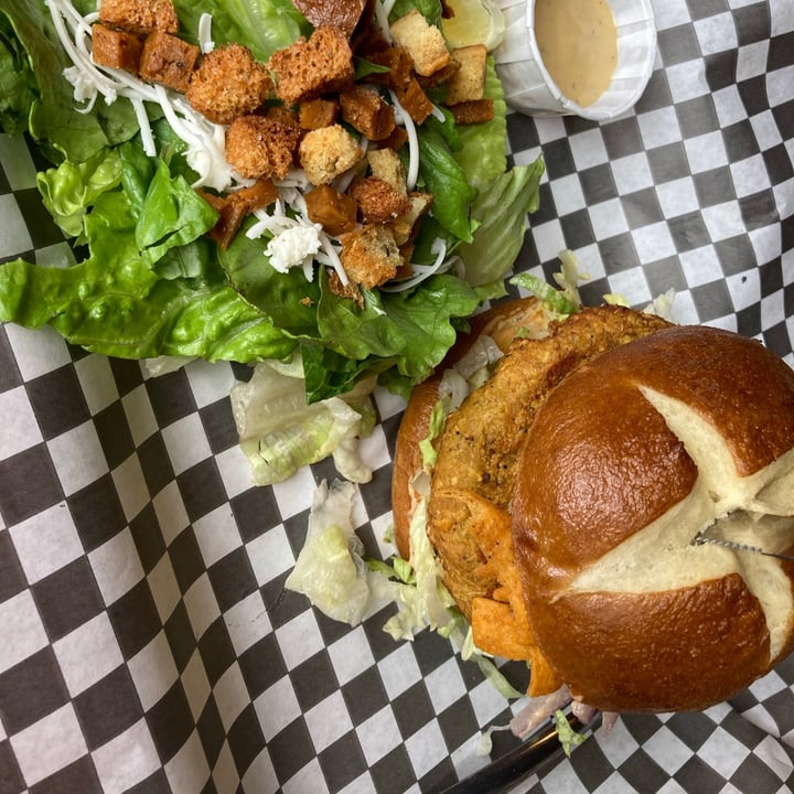 photo of Boon Burger Cafe Big Kahuna shared by @chloslo on  26 Aug 2021 - review