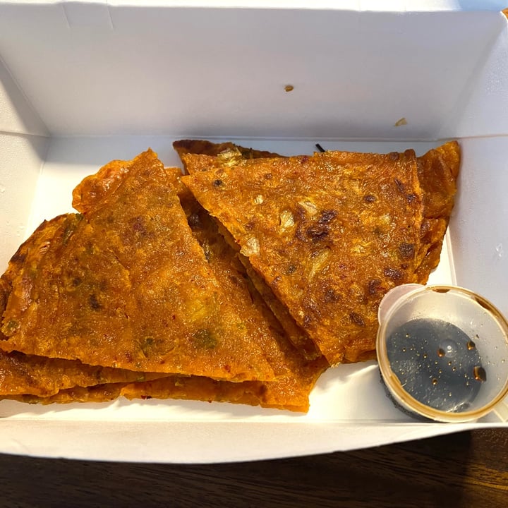 photo of The Boneless Kitchen Kimchi Jeon (Kimchi Pancake) shared by @lynnyap8888 on  18 Feb 2022 - review