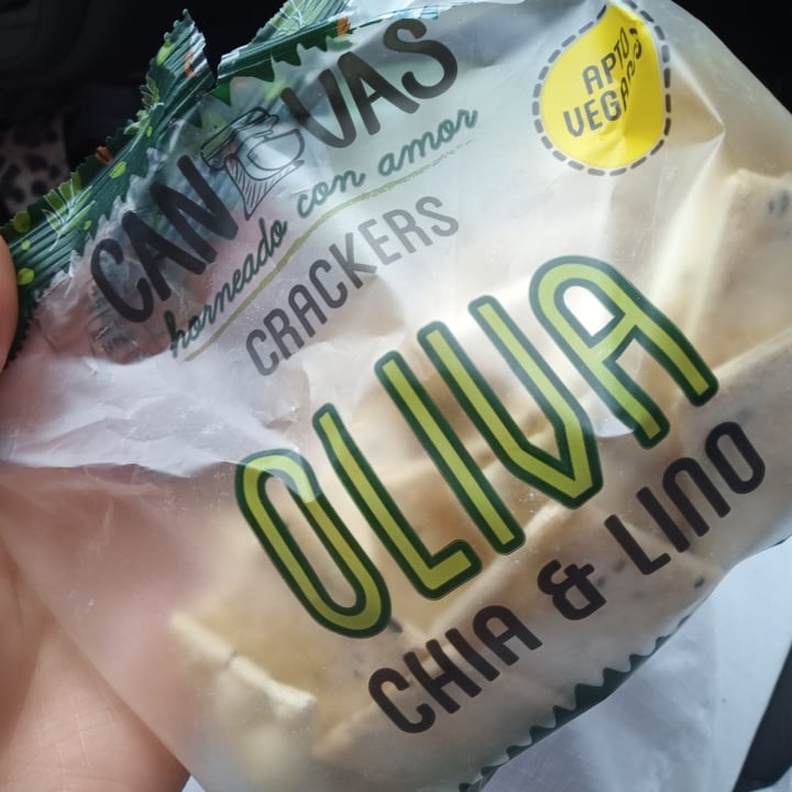photo of Canvas Crackers De Oliva Chía Y Lino shared by @guadaa4 on  04 Jun 2021 - review