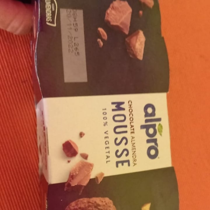 photo of Alpro Alpro mousse de chocolate almendras shared by @katuxa on  23 Nov 2022 - review
