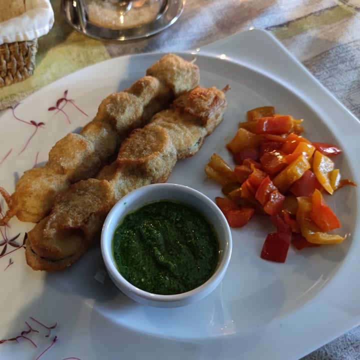 review photo of Ristorante Vegano Biologico La Lanterna Spiedini Di Tofu Affumicato shared by @genea on 23 Oct 2022 - review