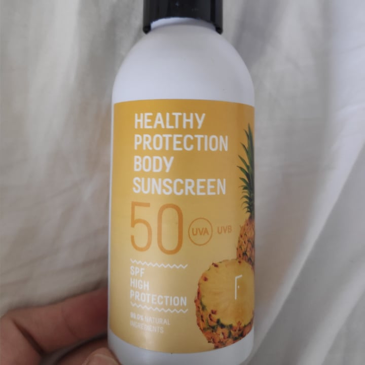 photo of Freshly Cosmetics Healthy Protection Body Sunscreen shared by @lery on  02 Nov 2022 - review
