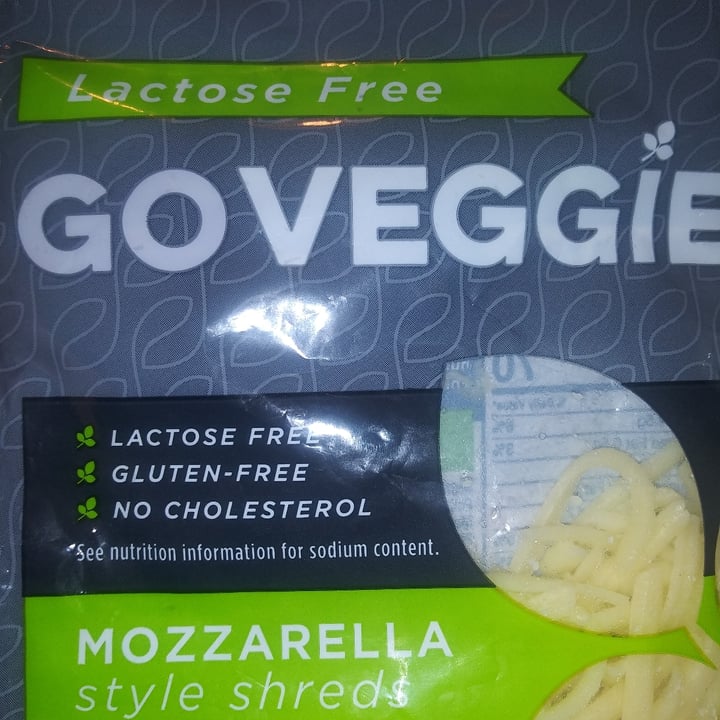 photo of GO VEGGIE Go Veggie Cheddar Style Shreds shared by @connee on  27 Nov 2020 - review