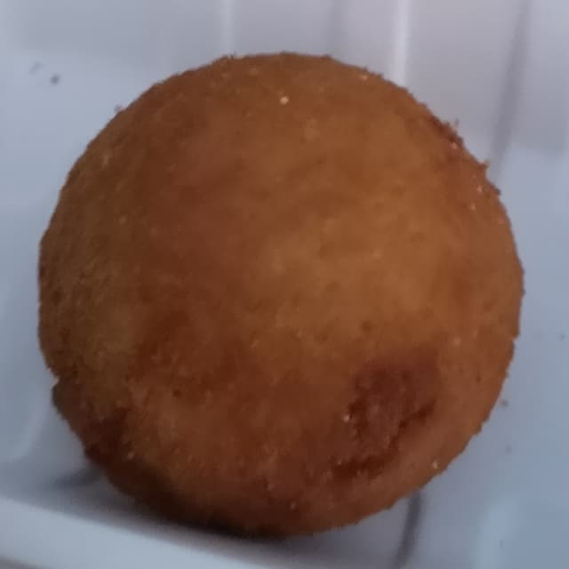 Photo of the dish “Arancino con ripieno di ragù vegan, piselli e formaggio veg”
