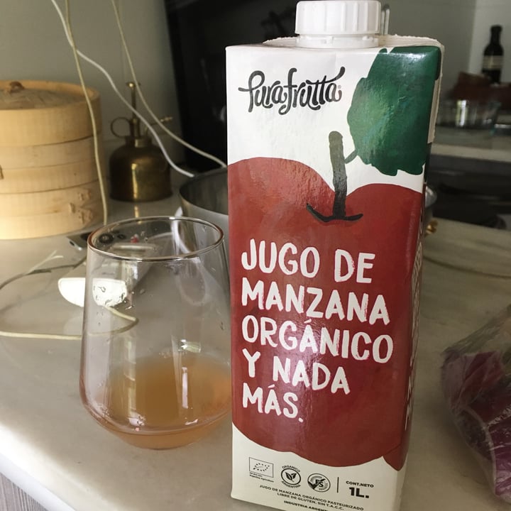 photo of Pura frutta Jugo de manzana shared by @lauchis on  01 Oct 2021 - review