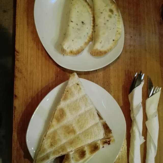 Photo of the dish “Tostado De Jamón Y Queso”