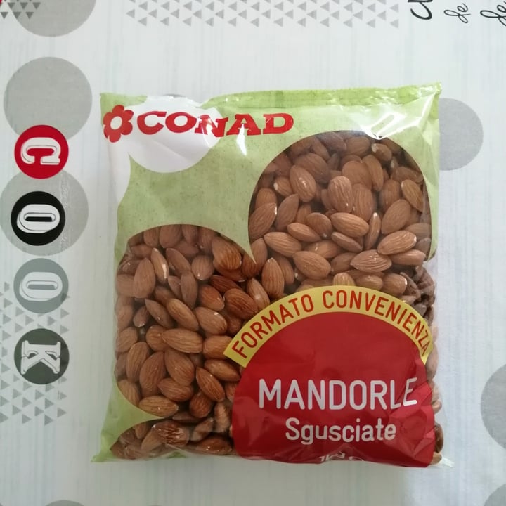 photo of Conad Mandorle sgusciate shared by @anthe on  18 Dec 2021 - review
