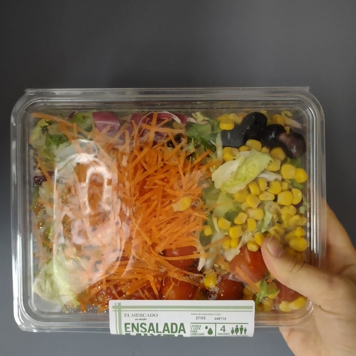 review photo of El mercado de Aldi Ensalada Mixta Familia shared by @claramentevegana on 21 Oct 2021 - review