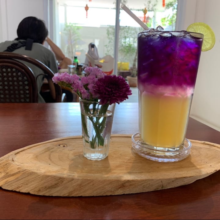 photo of Horizon Café Samui Butterfly Pea Iced Tea shared by @nictecita on  03 Dec 2020 - review